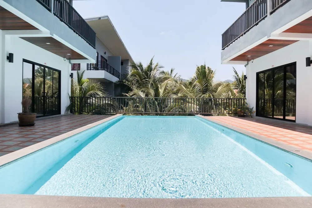 Baan Phu Chalong
