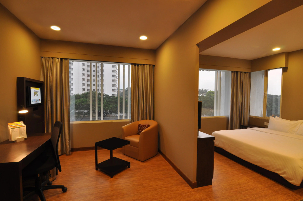 Keys Select by Lemon Tree Hotels, Kochi