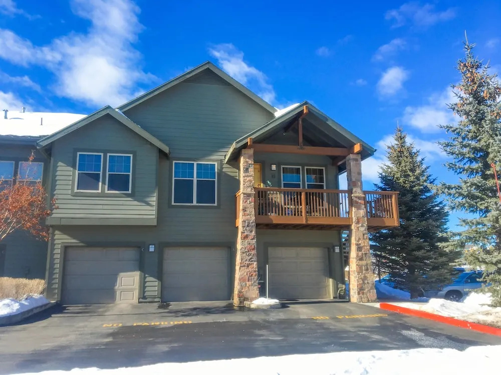 1746 Park City - 2 Br Condo