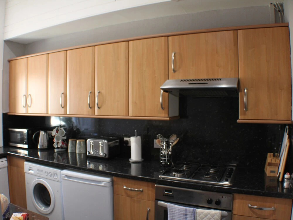 Spacious West End Townhouse
