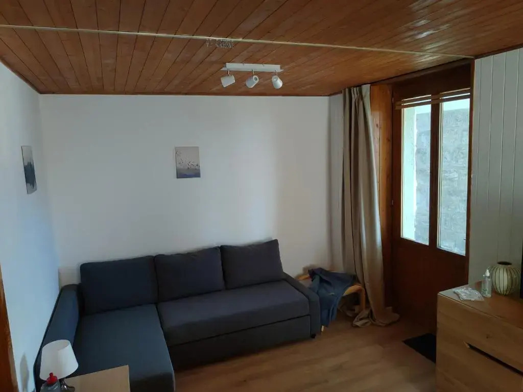 Studio au calme, vue imprenable sur la vallée