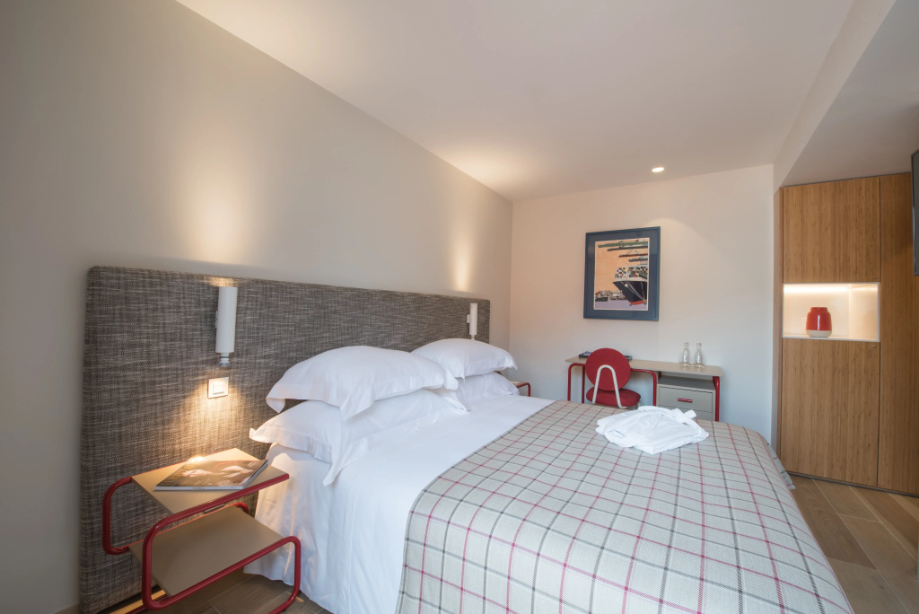 The Editory House Ribeira Porto Hotel