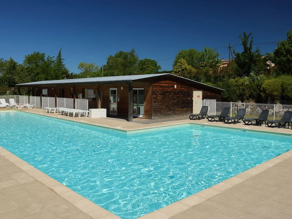 Neat Apartment With a Bbq, Near Montréal du Gers