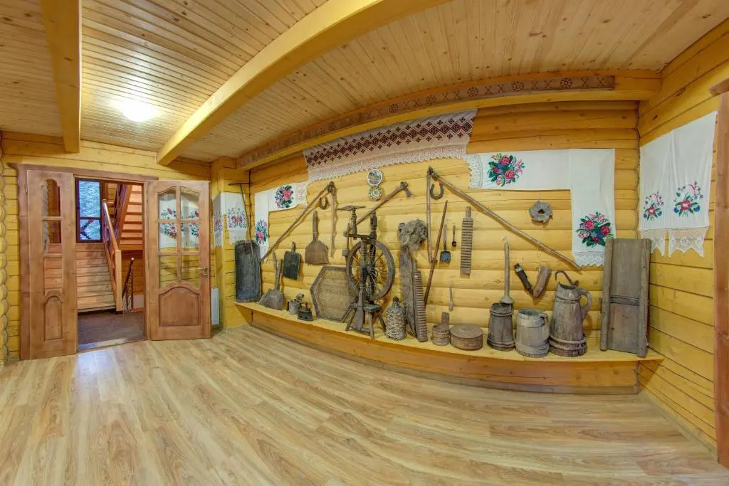 Отель Карпатские джерела