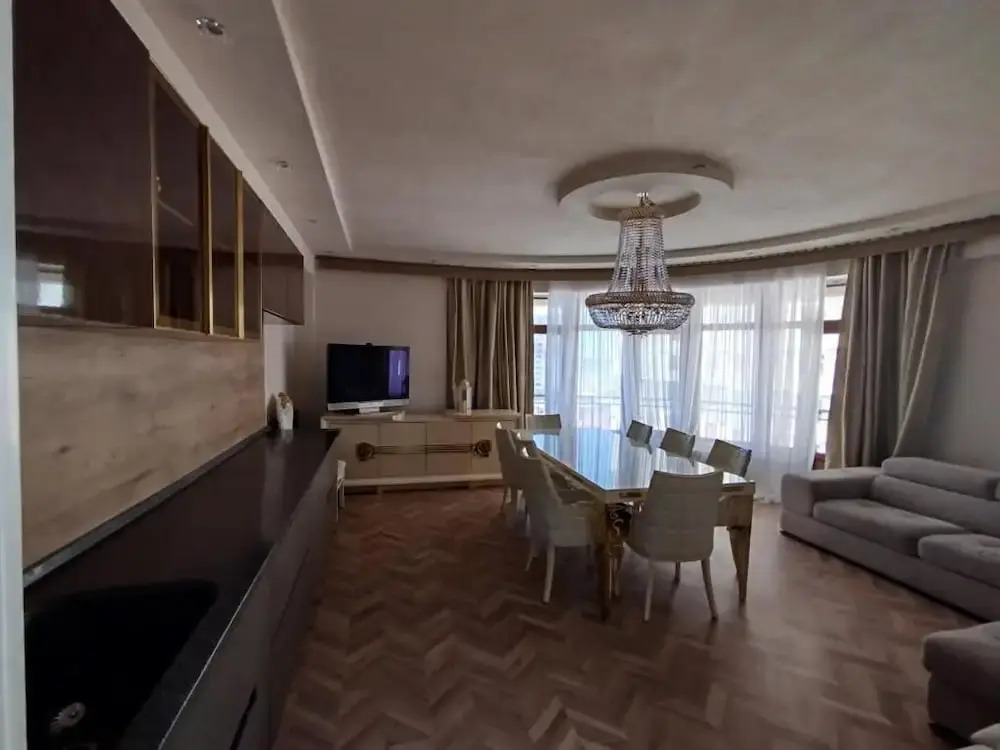 Baku Lake view 3 bedrooms apartment