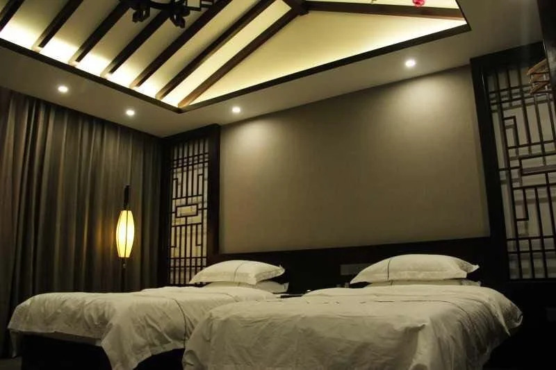 Cedar Wood Hotel Chengde