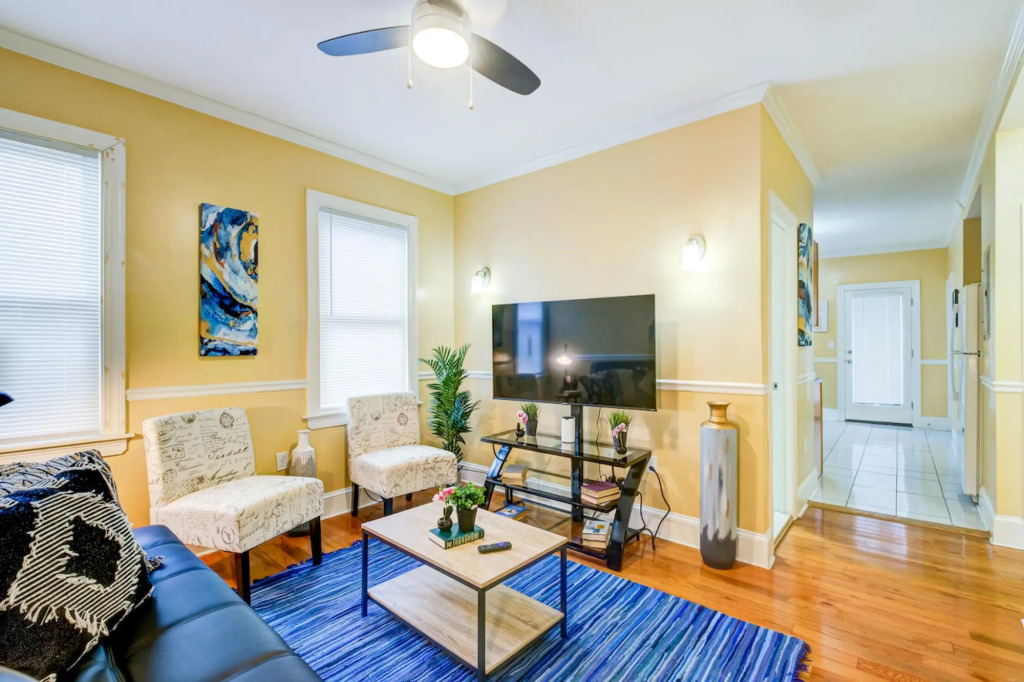 Spacious 2bd/1ba | Ashmont+Parking | 3D TOUR