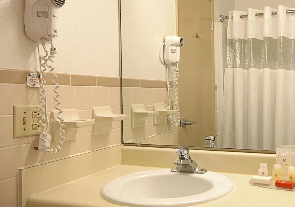 Best Western Carlsbad by the Sea