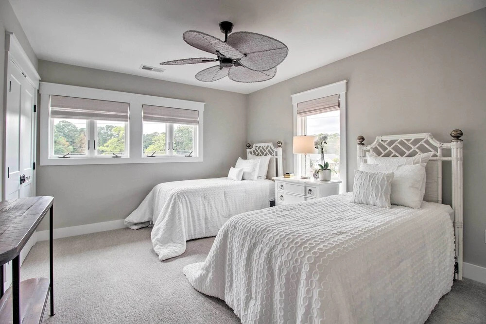 Pet-Friendly Villa with Balcony in Bluffton!