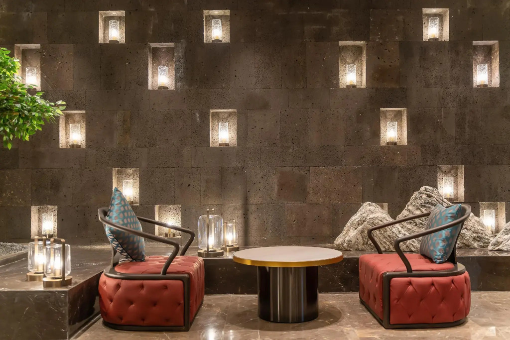 Rezen Dong Hotel