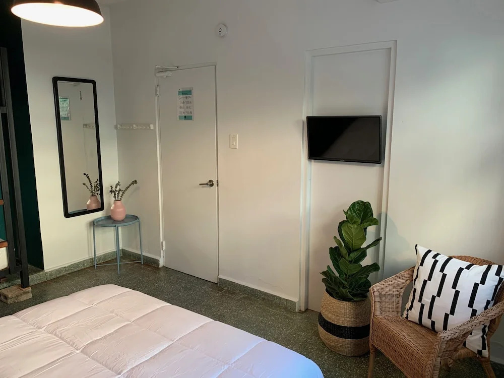 Santurcia Hostel & Bar