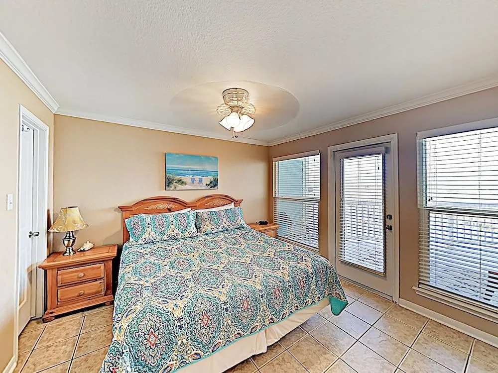 Alwaysunny Condo Unit 2115 2 Bedrooms 1.5 Bathroom Condo