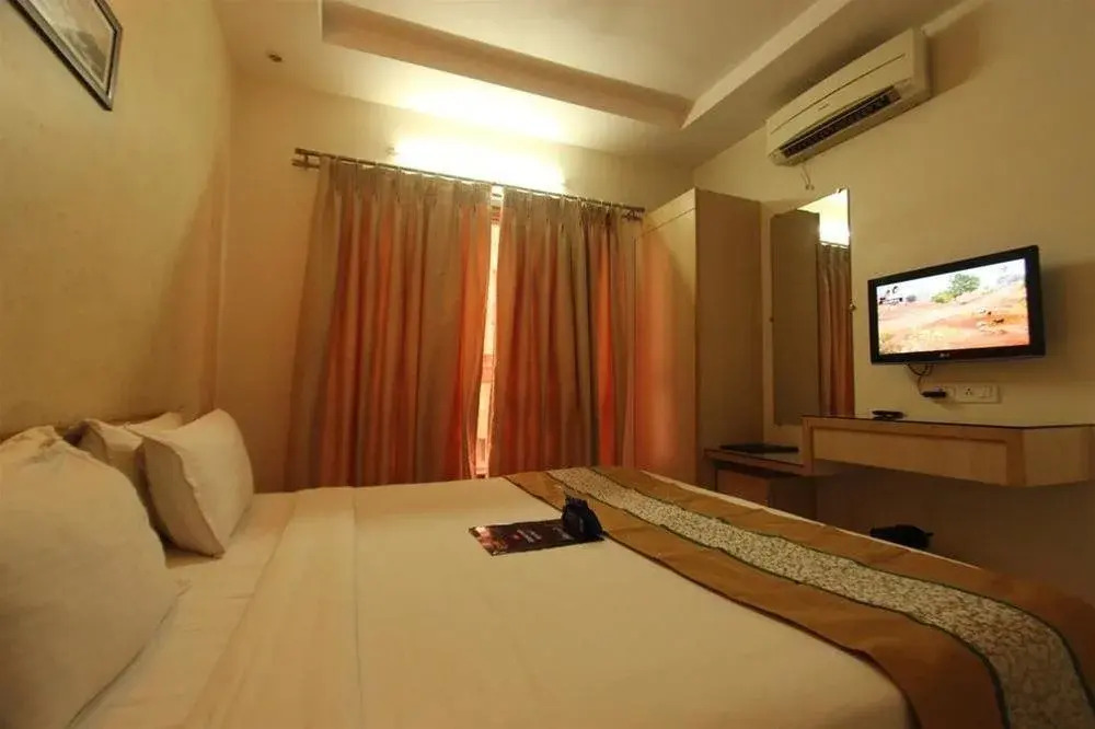 OYO Rooms Railway Station Unapani Road
