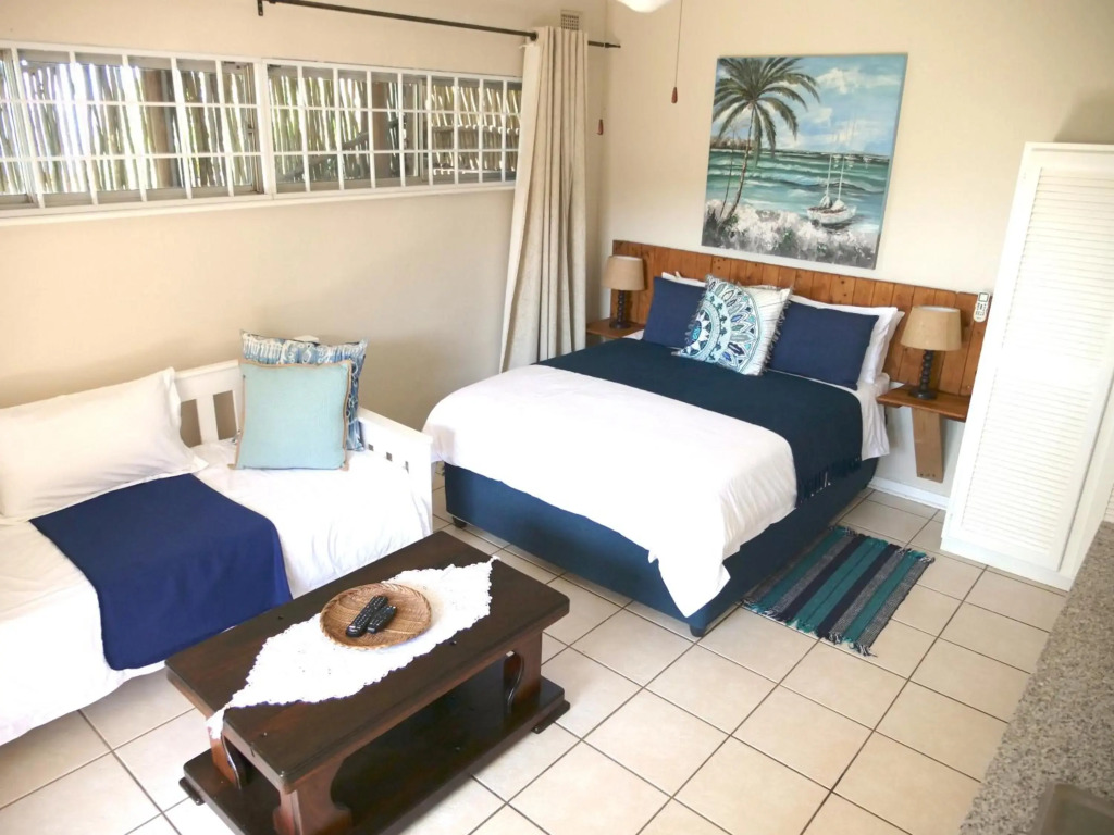 Ansteys Beach Self Catering Apartments