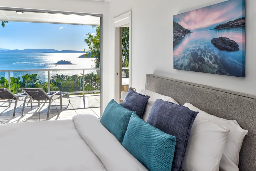 Blue Water Views Apartments