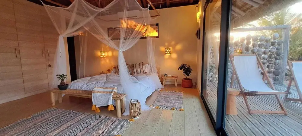 Sunset Villa - Beachfront Villa with Private Pool by Karula
