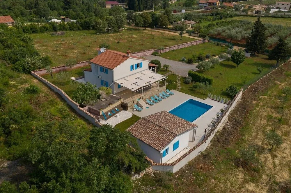 Villa Tanga