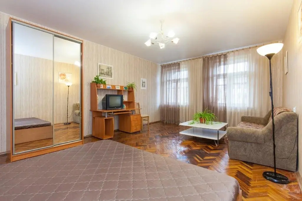 A-RENT On Naberezhnaya Griboedova