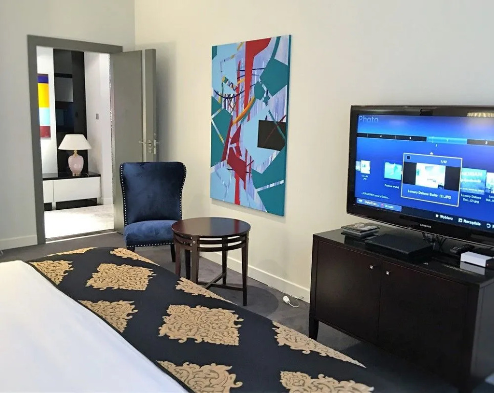 MONDRIAN Luxury Suites & Apartments Krakow Old Town