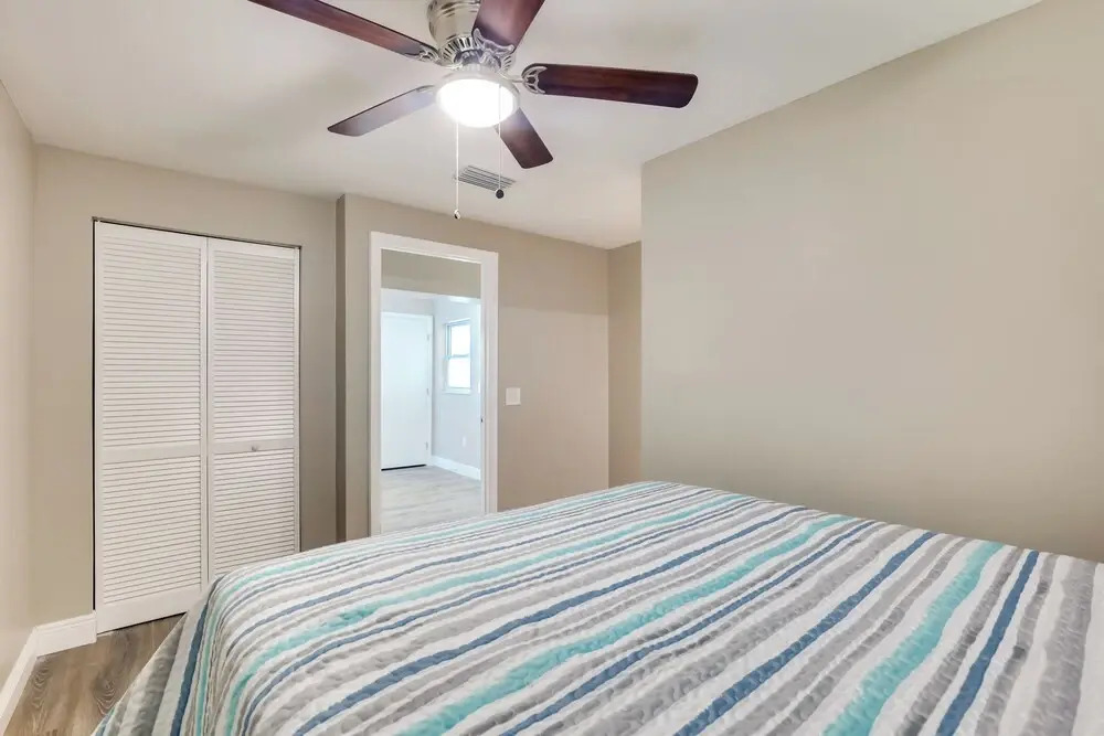 16 Mi to Manatee Viewing! Spacious Tampa Retreat
