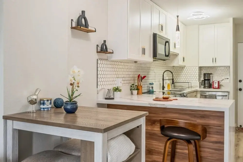 Two-bedroom Apartment With a Sunny Patio