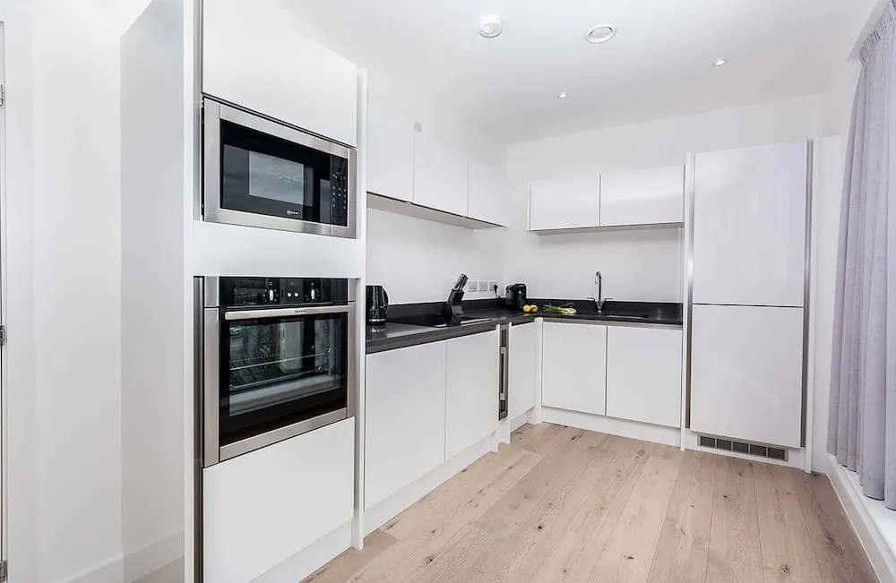 Royal Crescent Apartments Vittrum Suites