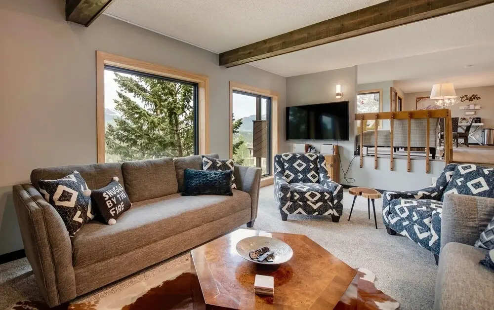 Cloud Camp Luxury  At Windcliff 2 Bedroom Home by RedAwning