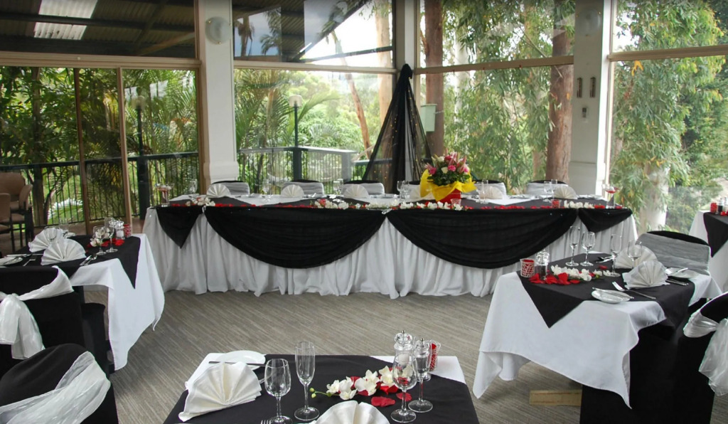 Sanctuary Resort & TreeHouse Restaurant