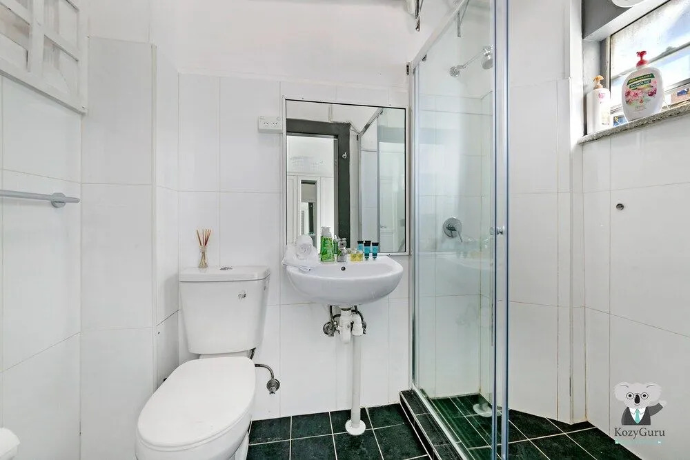 KOZYGURU kings cross SKY GARDEN studio CBD