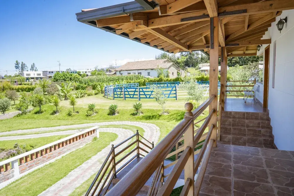 Condor Antisana Lodge