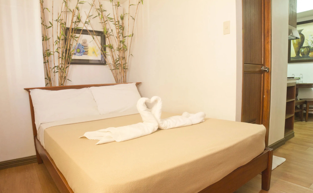 Isabelle Garden Hotel & Suites