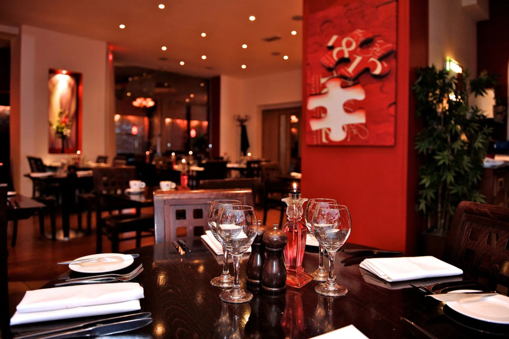 Royal Exeter Hotel
