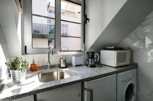 Trendy Alcantara Apartment