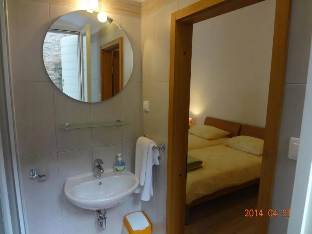 Rooms Mirjana