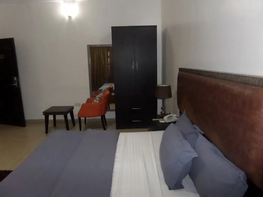The Real Legacy Hotel