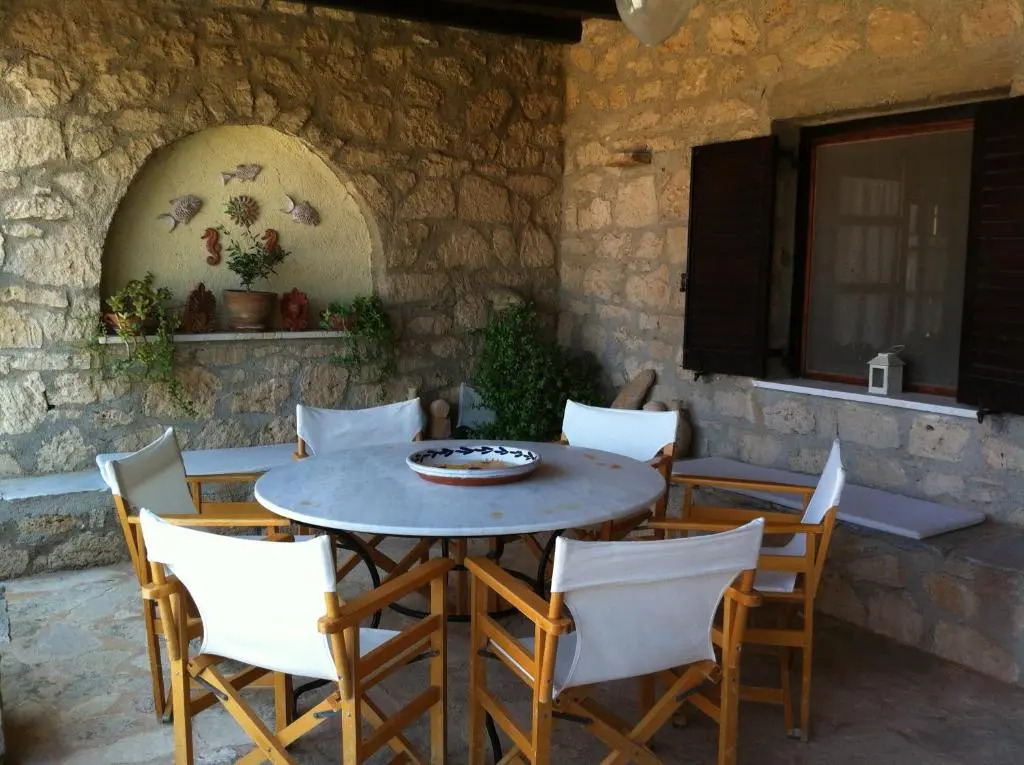 Aigina 3 Bedroom House by the Sea