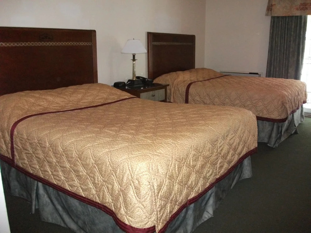 Donato House Hotel