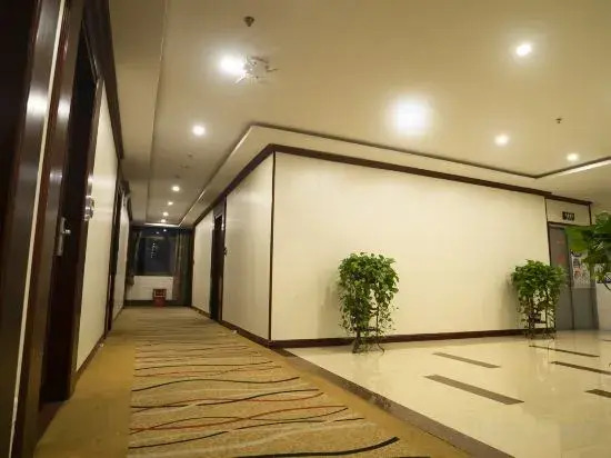Zhongshan Guanlong Hotel