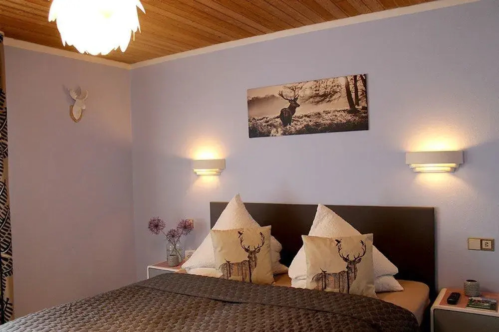 Hotel - Restaurant Almröserl