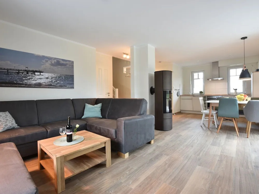 Spacious Holiday Home in Rerik near Baltic Sea Beach