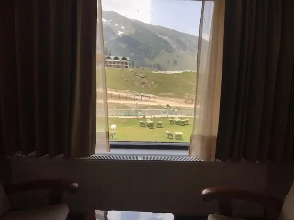 Country Inn & Suites by Radisson Sonamarg