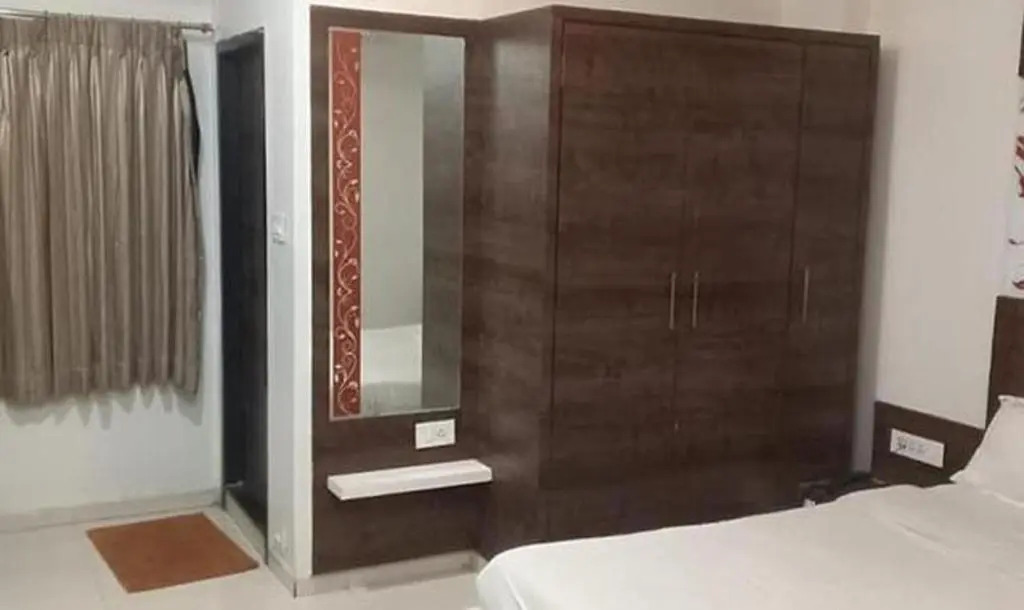 FabHotel AK Grand
