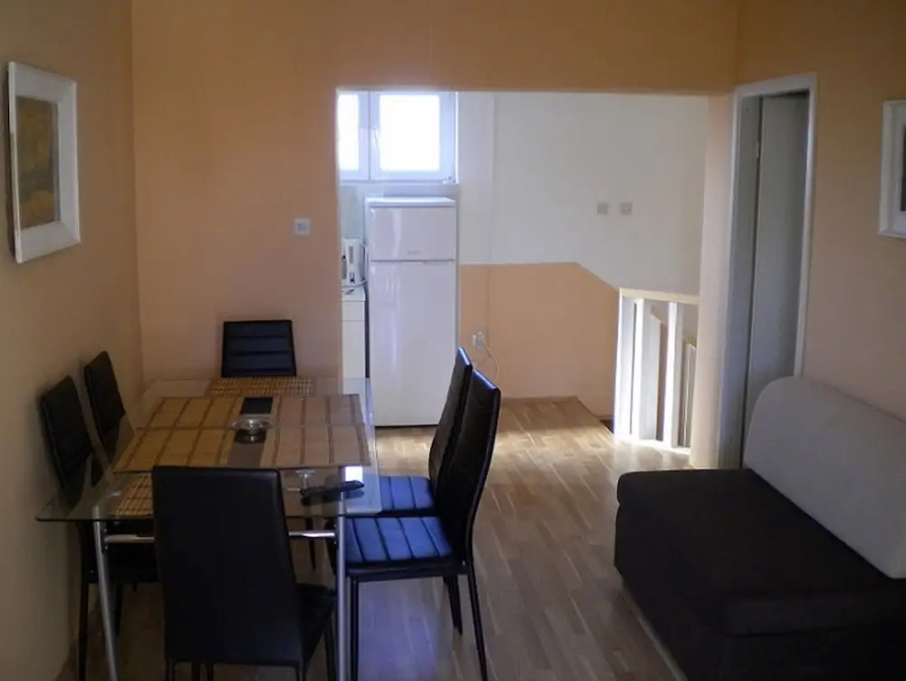 Apartments Ivica
