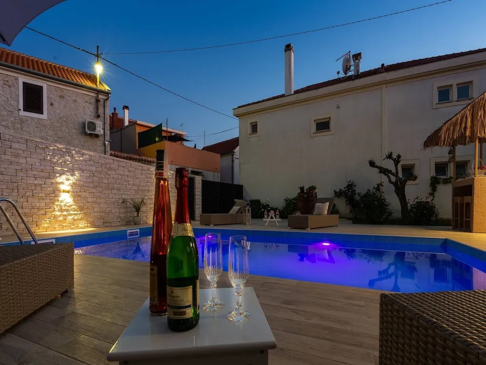 4 Holiday House Gatsby