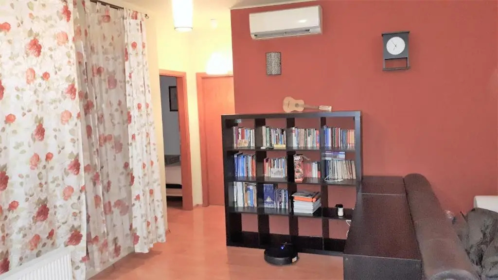 2H Apartment