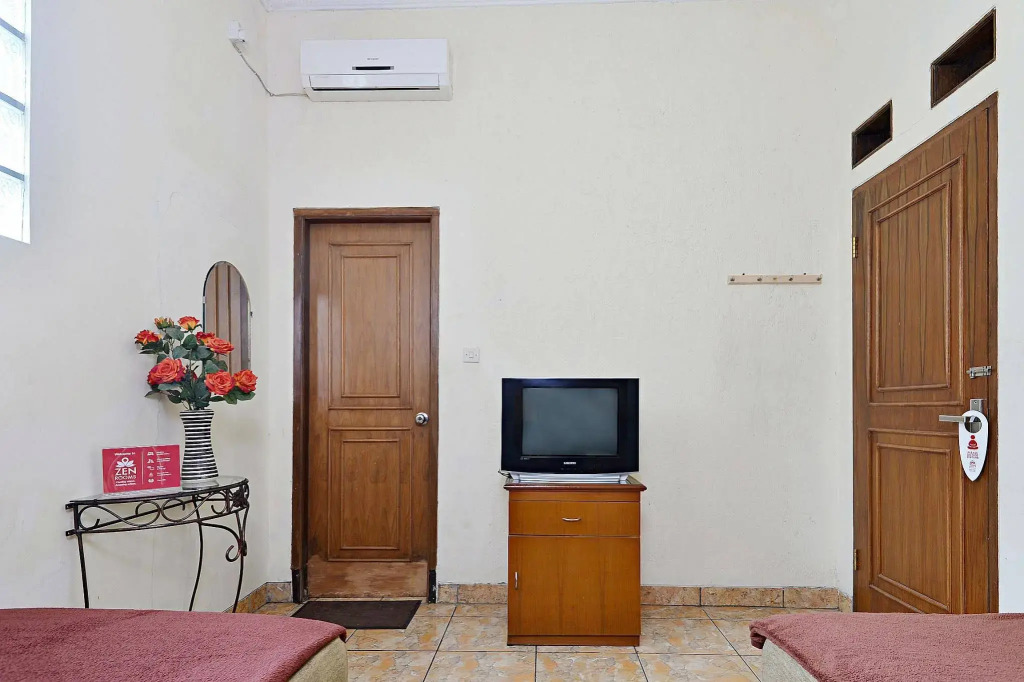 ZEN Rooms Antapani Syariah