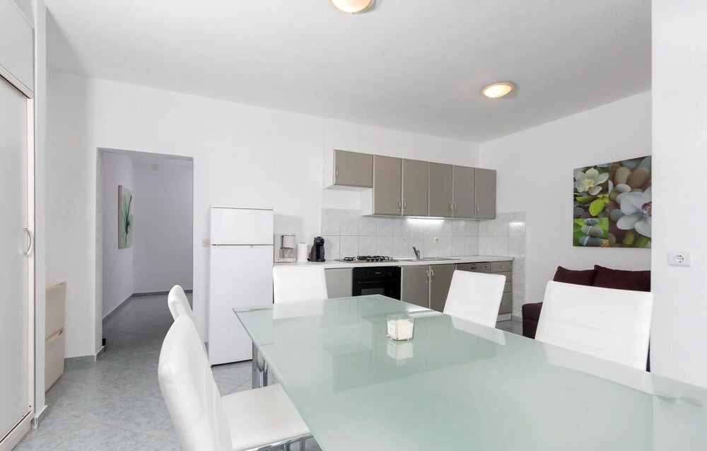 Awesome Home in Stinjan With Wifi and 1 Bedrooms