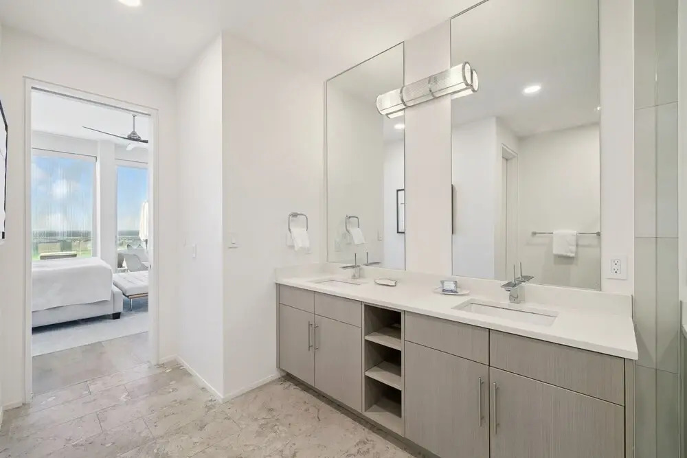 Luxurious Penthouse Condo With Stunning Gulf Views! #402 Viridian In Seagrove 5br Sleeps 12 5 Bedroom Condo by RedAwning