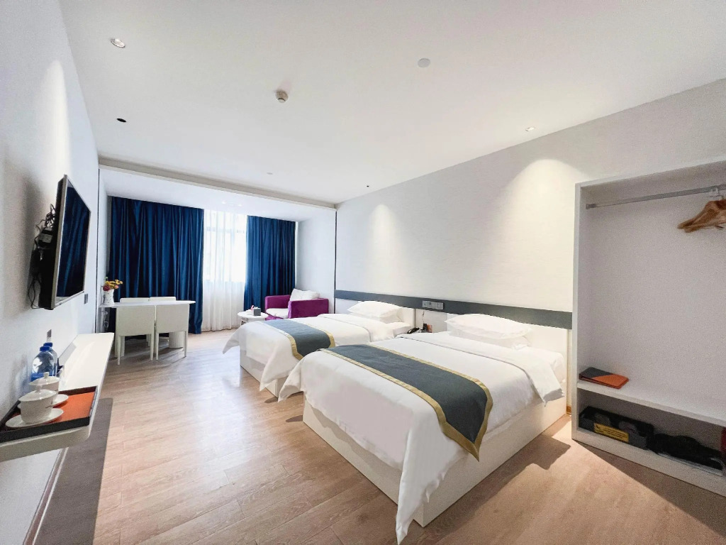 Shatou Hairun Hotel