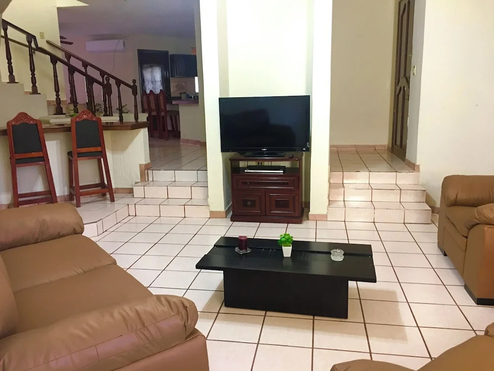 Casa Baraka, Casa Vacacional en Mazatlán cerca de Malecón, Centro Histórico y Playa